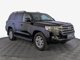 фото Toyota Land Cruiser 200 2017