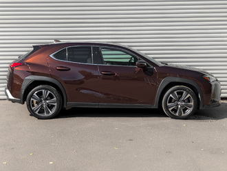 фото Lexus UX 2019