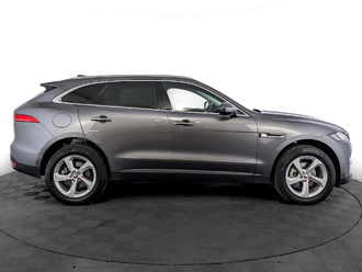 фото Jaguar F-Pace 2018