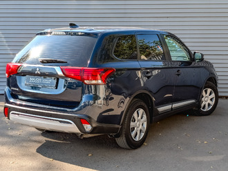 фото Mitsubishi Outlander III 2020