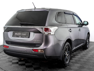 фото Mitsubishi Outlander III 2012