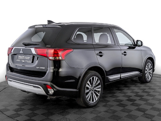 фото Mitsubishi Outlander III 2020