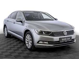 фото Volkswagen Passat B8 2018