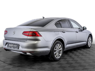 фото Volkswagen Passat B8 2018