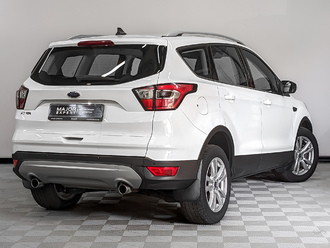 фото Ford Kuga II 2017