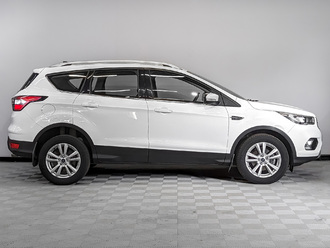 фото Ford Kuga II 2017