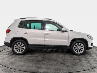 фото Volkswagen Tiguan I 2012