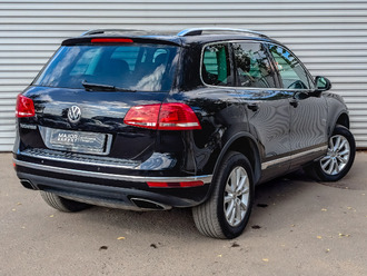 фото Volkswagen Touareg II 2015