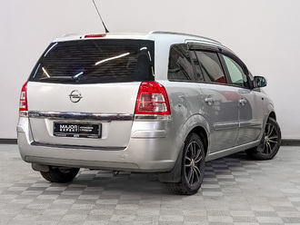 фото Opel Zafira Family B 2013