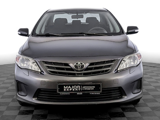 фото Toyota Corolla X 2010