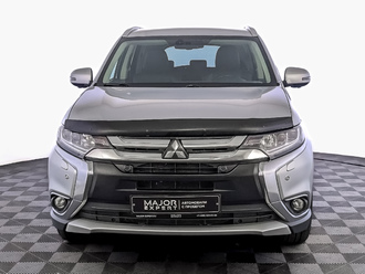 фото Mitsubishi Outlander III 2017