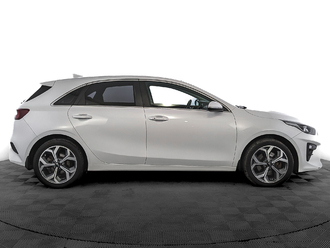 фото Kia Ceed III 2020