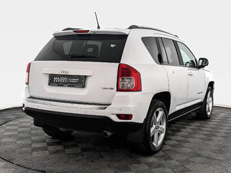 фото Jeep Compass (MK) 2012