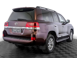 фото Toyota Land Cruiser 200 2017