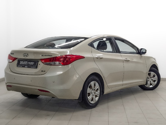 фото Hyundai Elantra V 2012