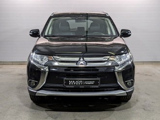 фото Mitsubishi Outlander III 2017