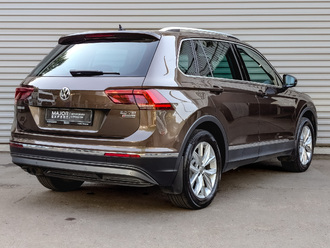 фото Volkswagen Tiguan II 2017