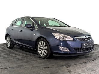 фото Opel Astra J 2012