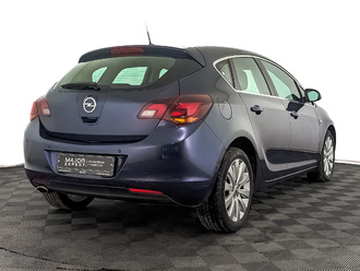 фото Opel Astra J 2012