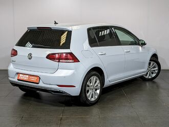 фото Volkswagen Golf VII 2018