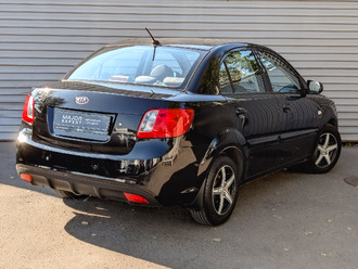 фото Kia Rio II 2011