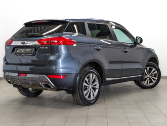 фото Geely Atlas 2021