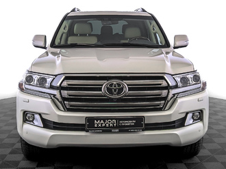 фото Toyota Land Cruiser 200 2015