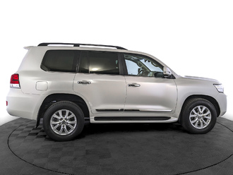 фото Toyota Land Cruiser 200 2015