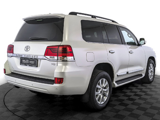 фото Toyota Land Cruiser 200 2015