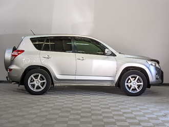 фото Toyota RAV 4 III 2011