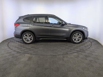 фото BMW X1 (F48) 2020