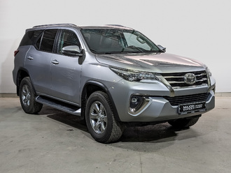 фото Toyota Fortuner II 2018