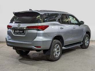 фото Toyota Fortuner II 2018