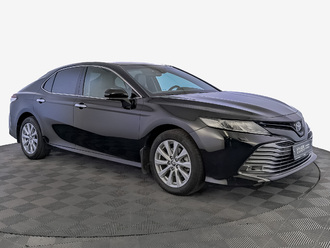 фото Toyota Camry VIII 2020