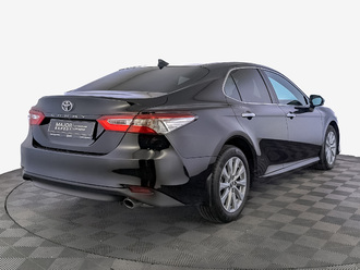 фото Toyota Camry VIII 2020