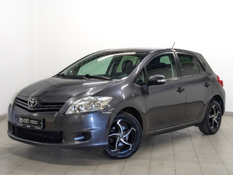 фото Toyota Auris 2012