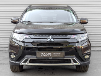 фото Mitsubishi Outlander III 2021