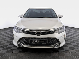 фото Toyota Camry VII 2017