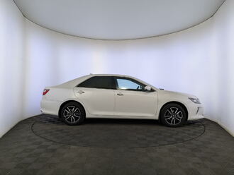 фото Toyota Camry VII 2017