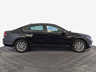 фото Volkswagen Passat B8 2018