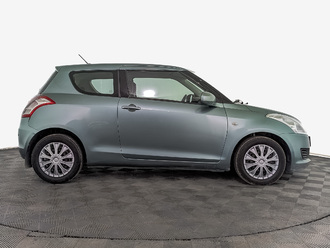 фото Suzuki Swift III 2012