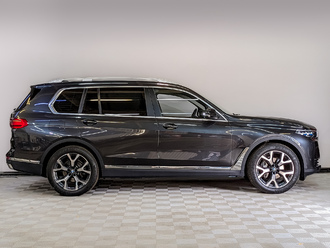 фото BMW X7 (G07) 2020