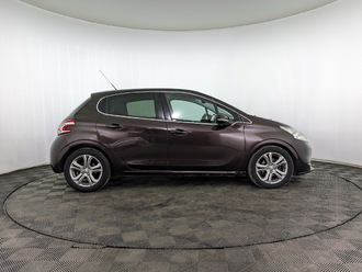 фото Peugeot 208 2013