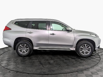 фото Mitsubishi Pajero Sport III 2018