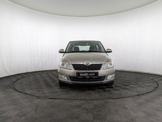 фото Skoda Fabia II 2012