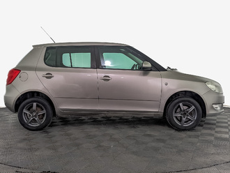 фото Skoda Fabia II 2012