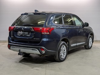 фото Mitsubishi Outlander III 2018