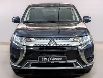 фото Mitsubishi Outlander III 2018