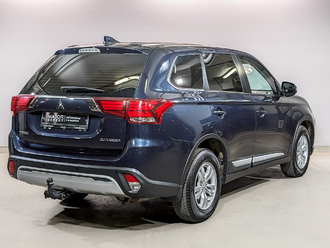 фото Mitsubishi Outlander III 2018