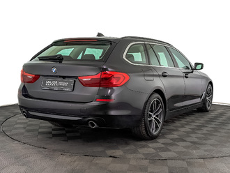 фото BMW 5 (G30/F90) 2019